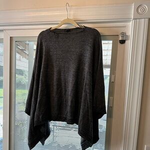 Lululemon divinity scarf poncho gray